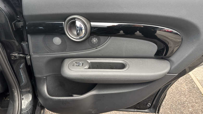 MINI Clubman 2.0 John Cooper Works ALL4 Premium Plus 6dr Auto Petrol Estate